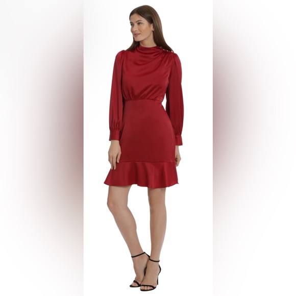 New! Maggy London Ruffled Above Knee
Shift Dress Sz 2‎ $168 - Picture 1 of 8